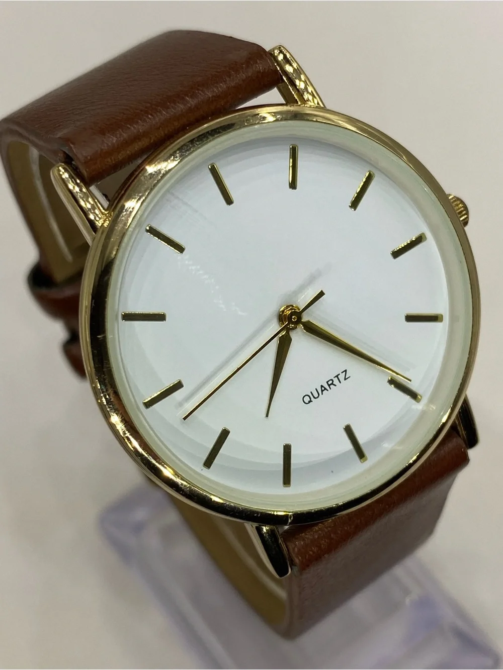 Men’s ^^^ Classic *** Tan  Leather Men's Watch /  Gold Case *** Quartz ^^^